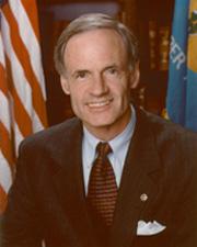 thomas-carper